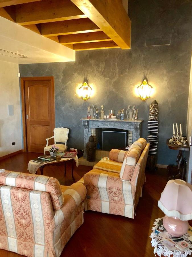 Il Sasso Bianco Bb Apartment Comerio Exterior photo