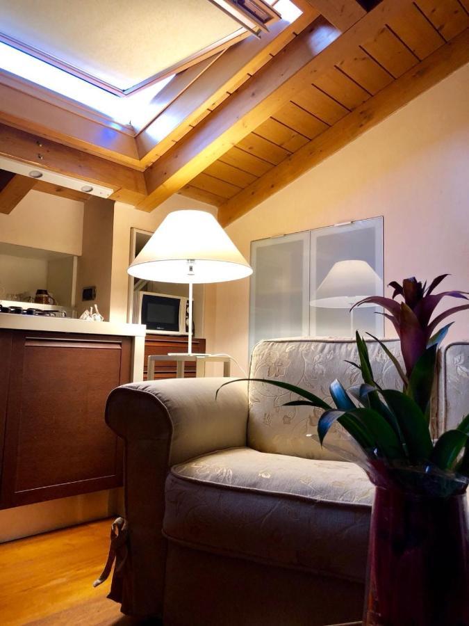 Il Sasso Bianco Bb Apartment Comerio Exterior photo