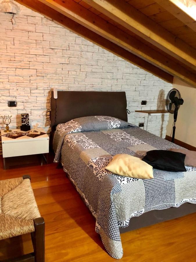 Il Sasso Bianco Bb Apartment Comerio Exterior photo